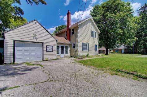 754 Hayden Avenue Akron OH 44320