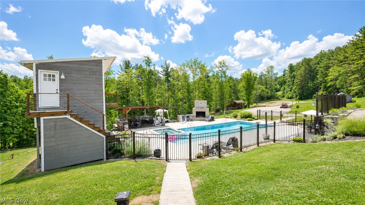 3368 Lowe Lane Mcconnelsville OH 43756