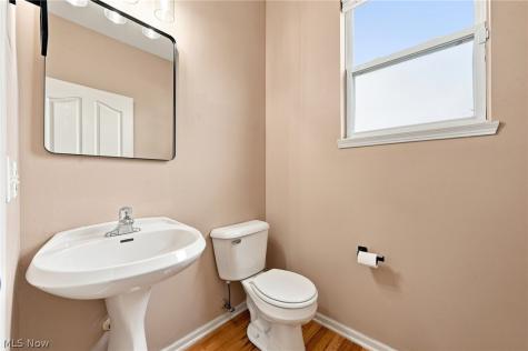 465 Wilmington Drive Broadview Heights OH 44147