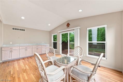 465 Wilmington Drive Broadview Heights OH 44147