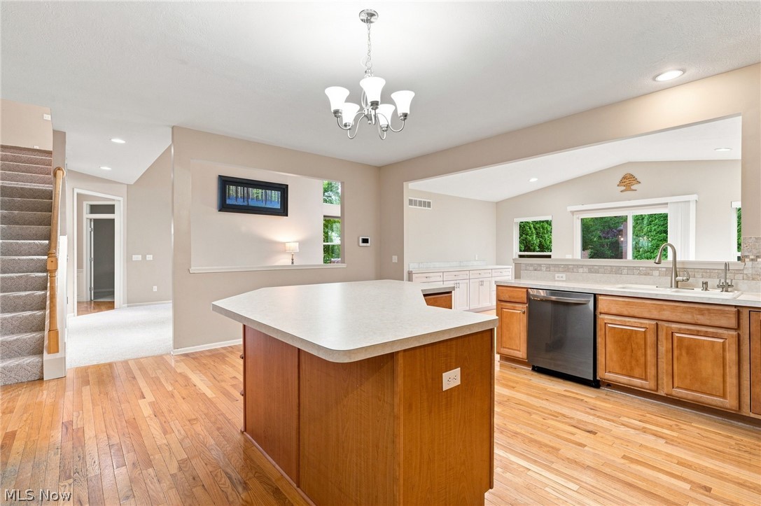 465 Wilmington Drive Broadview Heights OH 44147