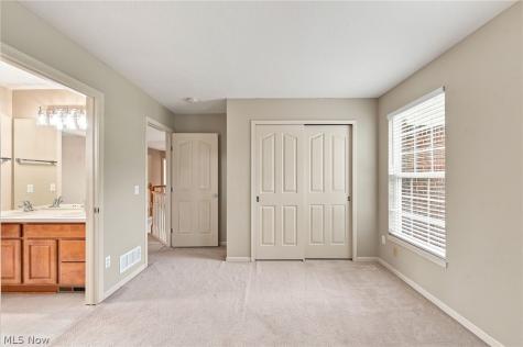 465 Wilmington Drive Broadview Heights OH 44147