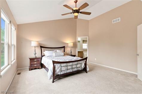 465 Wilmington Drive Broadview Heights OH 44147