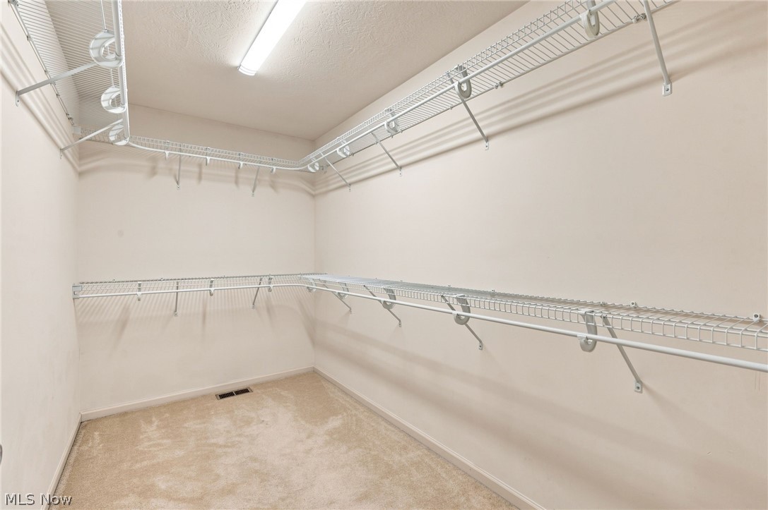 465 Wilmington Drive Broadview Heights OH 44147