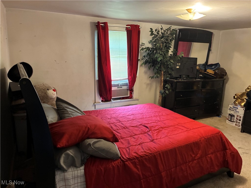 555 NW Hall Street NW Warren OH 44484