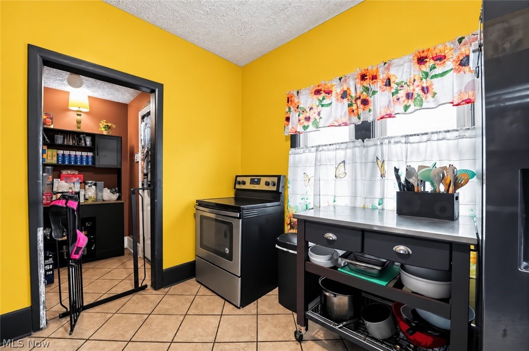 22631 Chardon Road Euclid OH 44117
