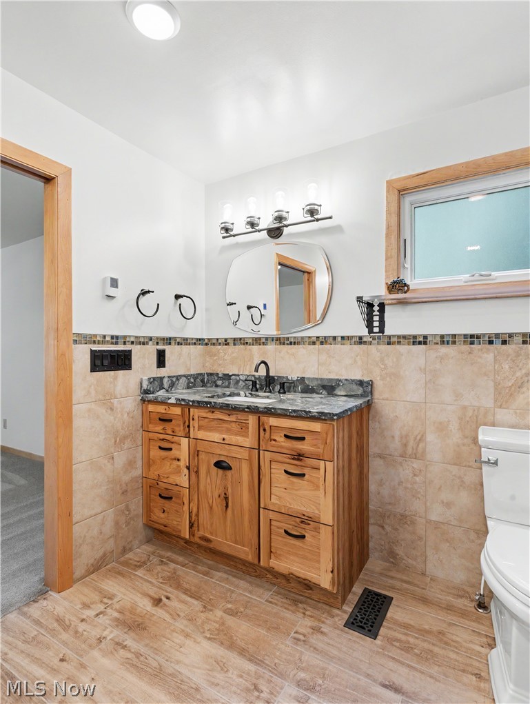 1726 Orchard Drive Akron OH 44333