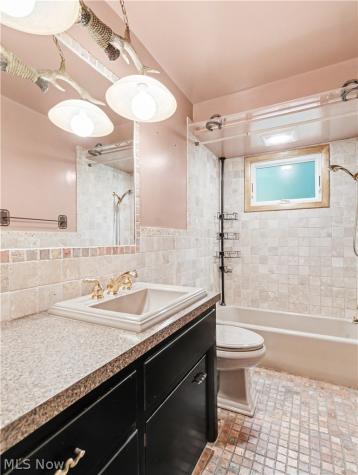 1726 Orchard Drive Akron OH 44333