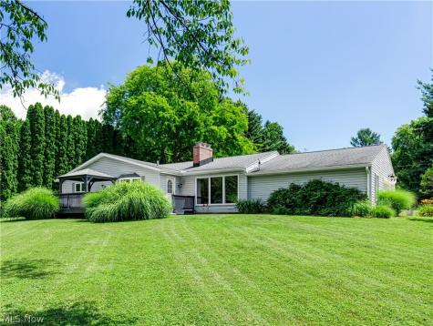 1726 Orchard Drive Akron OH 44333