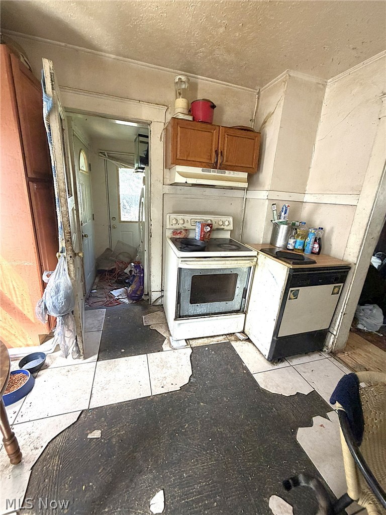 2150 W 81st Street Cleveland OH 44102