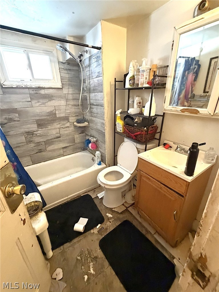 2150 W 81st Street Cleveland OH 44102