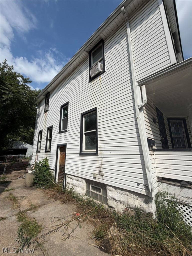 2150 W 81st Street Cleveland OH 44102