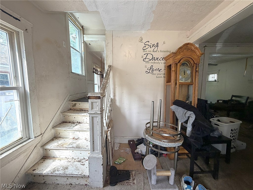 2150 W 81st Street Cleveland OH 44102