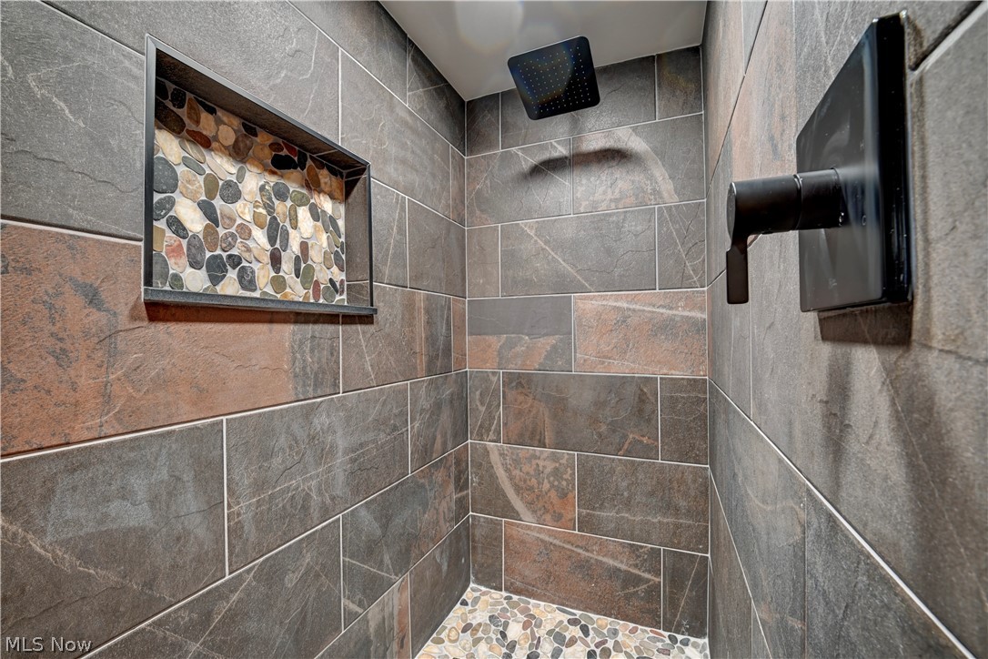 212 High Street Dover OH 44622