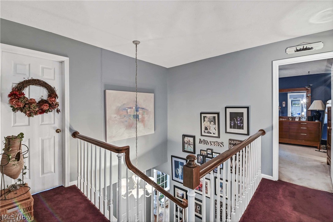 577 Debbington Drive Bay Village OH 44140