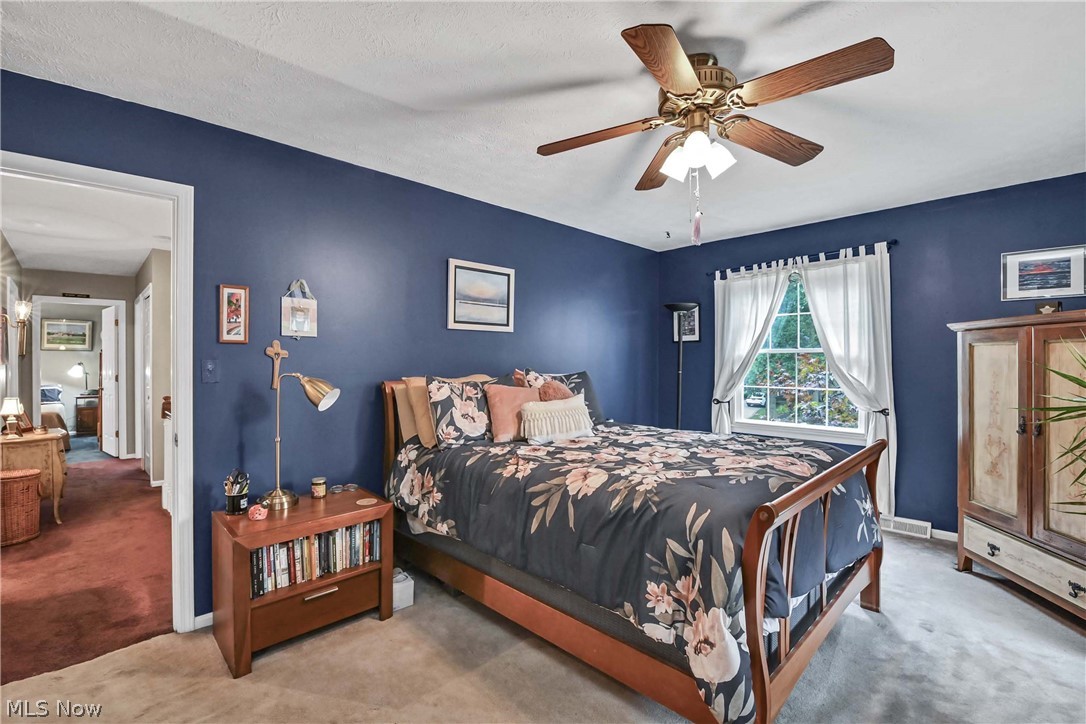 577 Debbington Drive Bay Village OH 44140