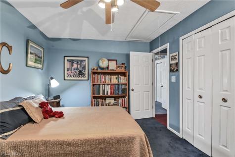 577 Debbington Drive Bay Village OH 44140