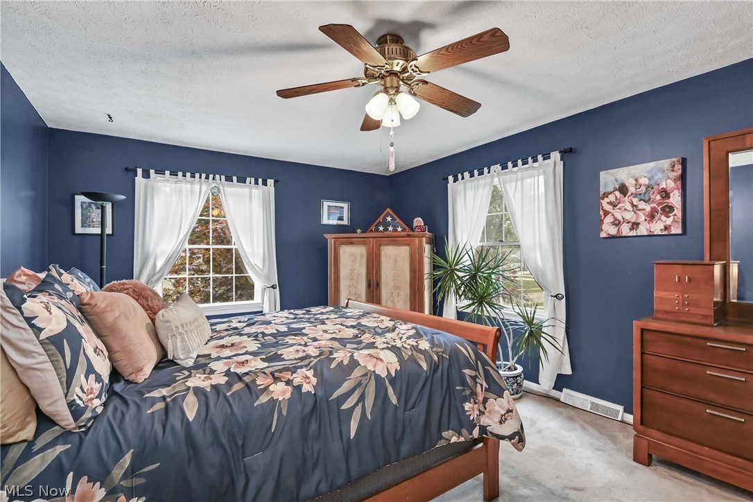 577 Debbington Drive Bay Village OH 44140