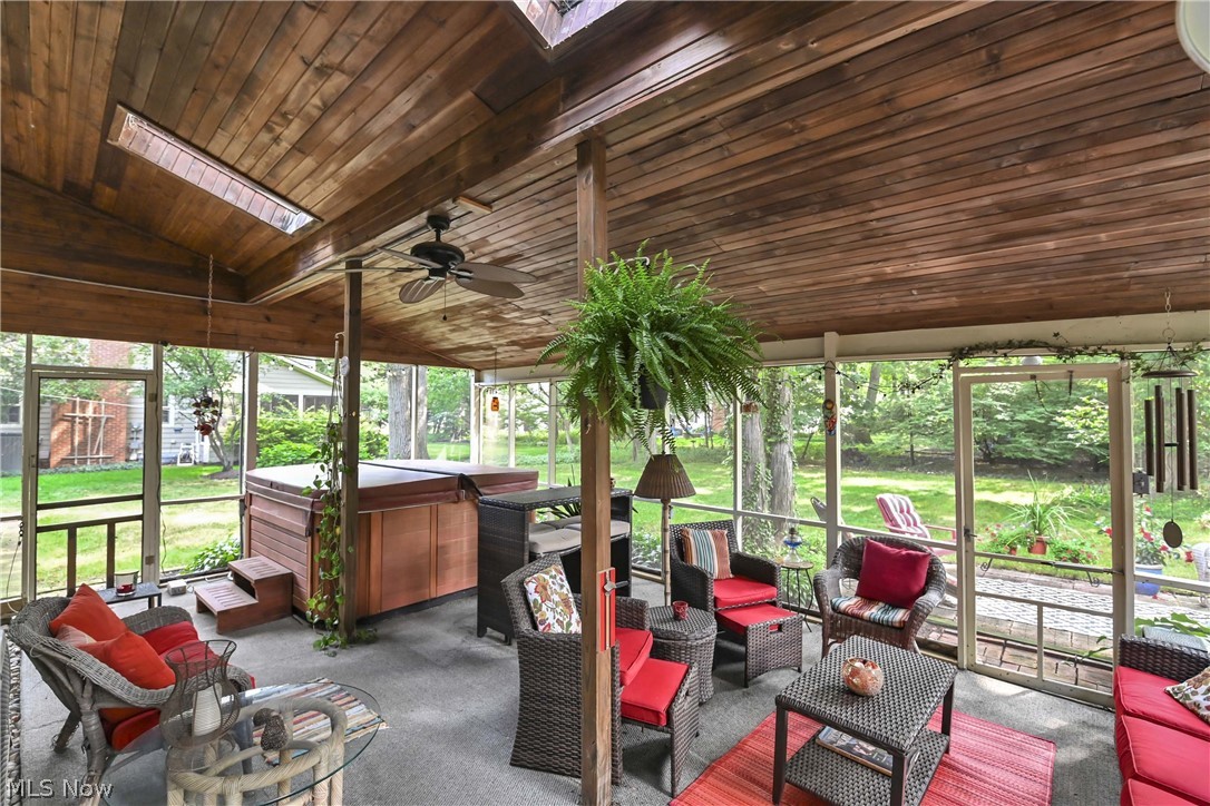 577 Debbington Drive Bay Village OH 44140