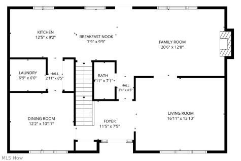 577 Debbington Drive Bay Village OH 44140