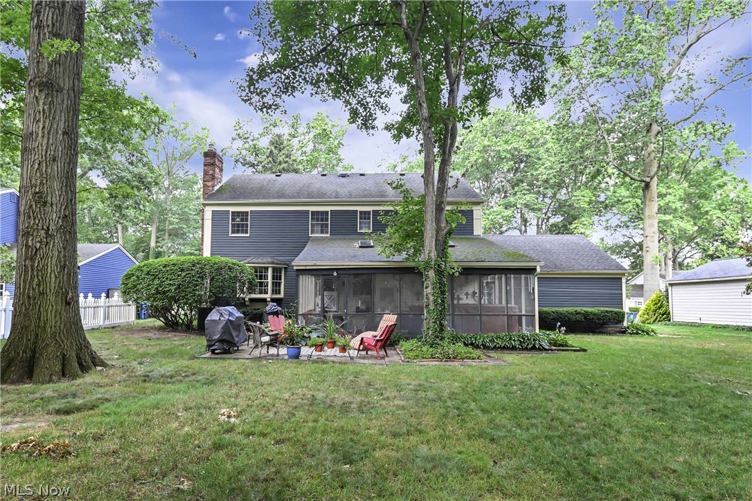 577 Debbington Drive Bay Village OH 44140