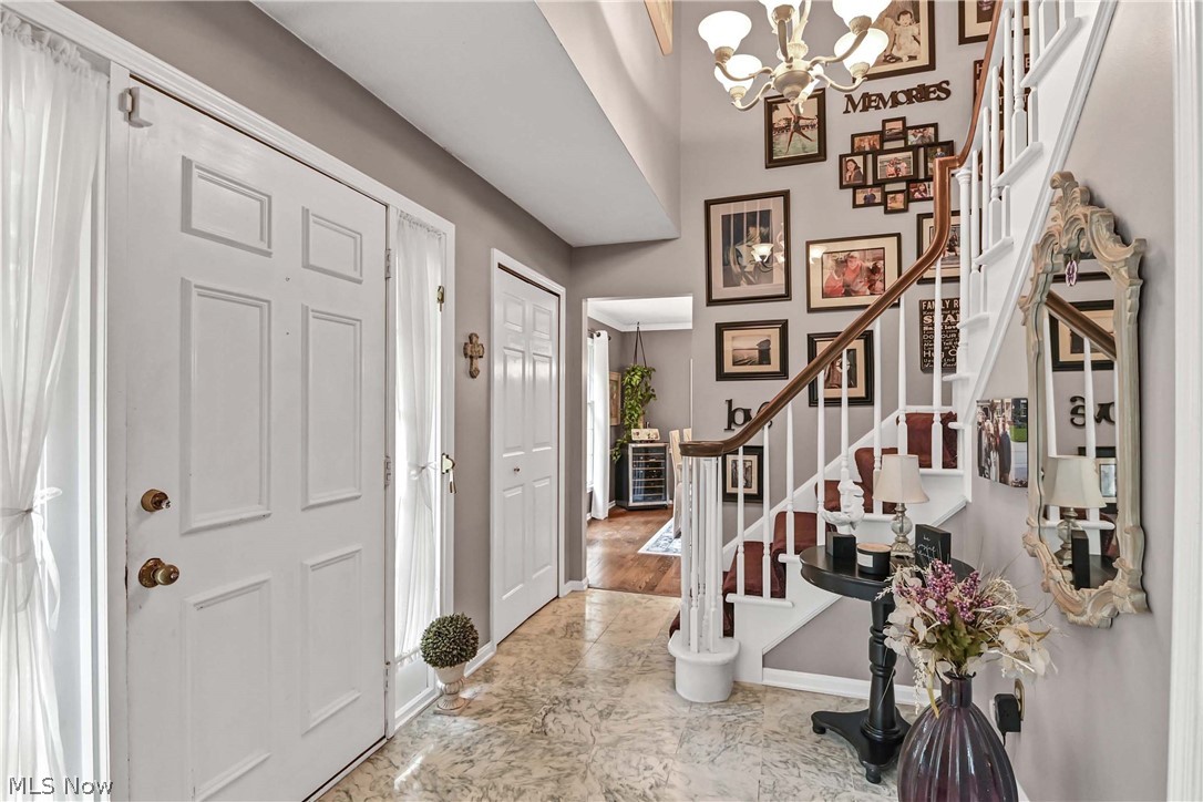 577 Debbington Drive Bay Village OH 44140