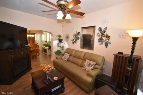 3923 Robert Avenue Cleveland OH 44109