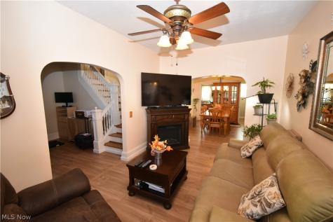 3923 Robert Avenue Cleveland OH 44109
