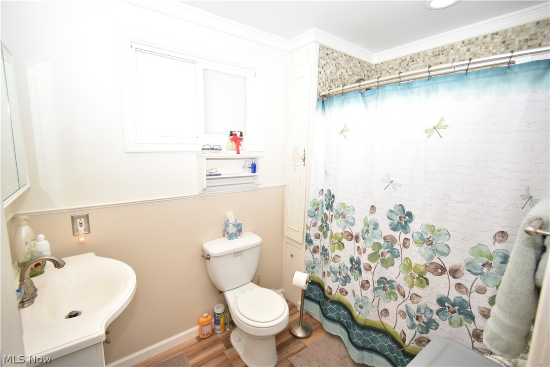 3923 Robert Avenue Cleveland OH 44109