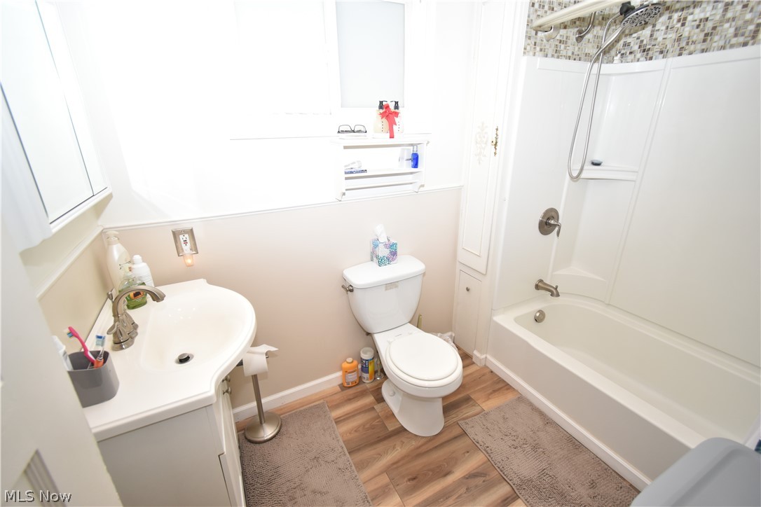 3923 Robert Avenue Cleveland OH 44109