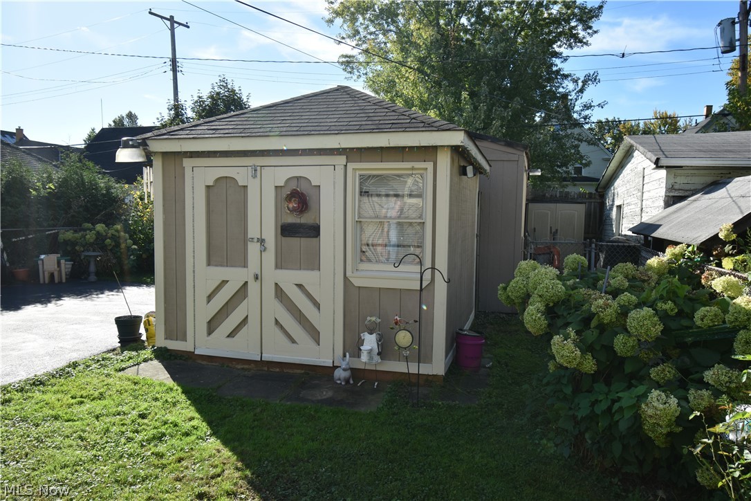 3923 Robert Avenue Cleveland OH 44109