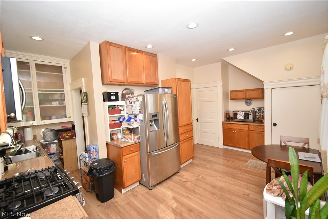 3923 Robert Avenue Cleveland OH 44109