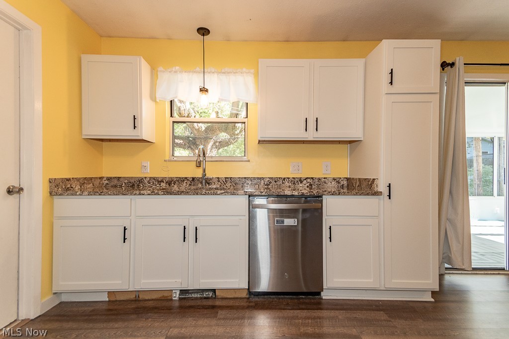 1561 Easton Avenue Madison OH 44057