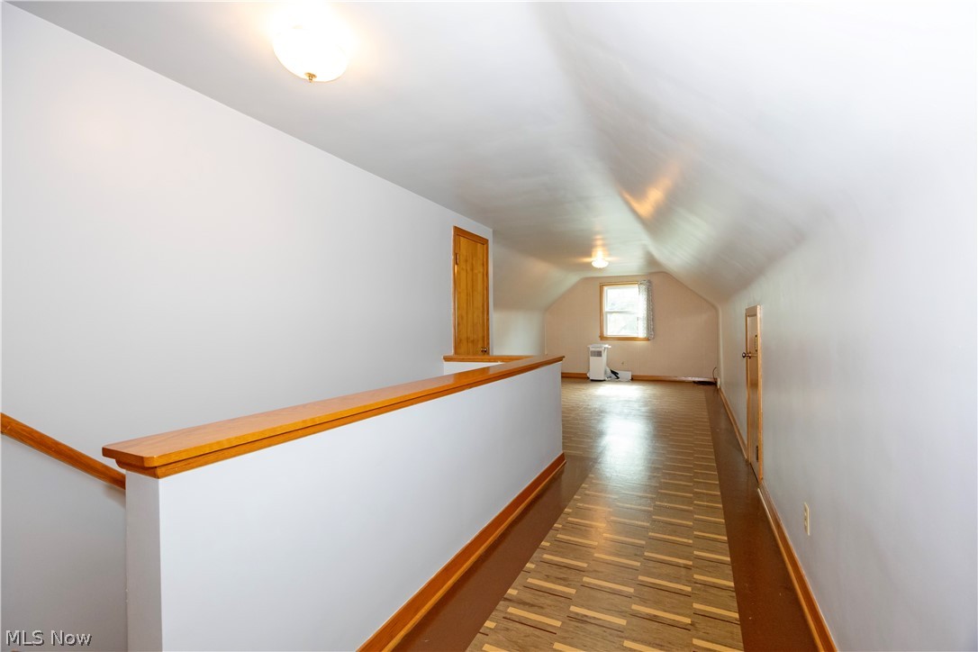 2207 Robinhood Drive Wooster OH 44691