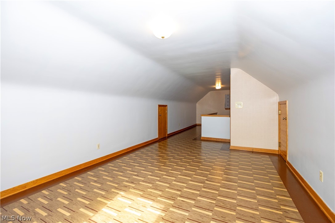 2207 Robinhood Drive Wooster OH 44691