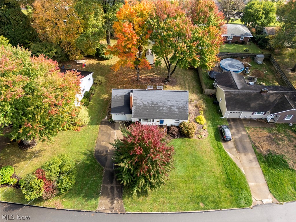 2207 Robinhood Drive Wooster OH 44691