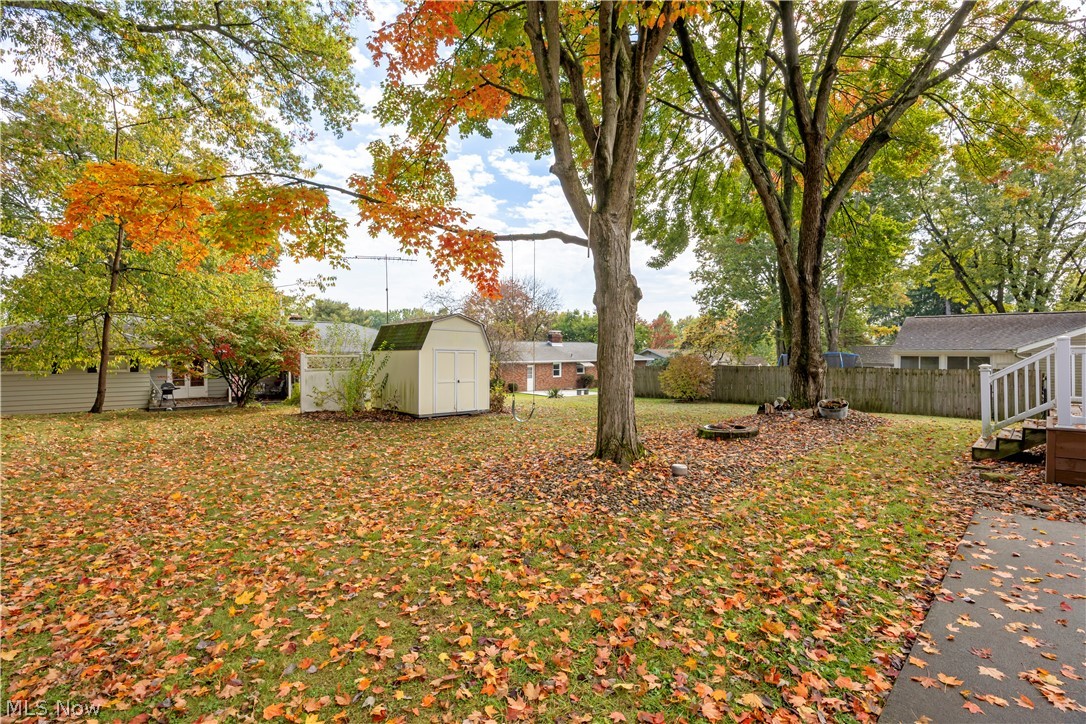 2207 Robinhood Drive Wooster OH 44691