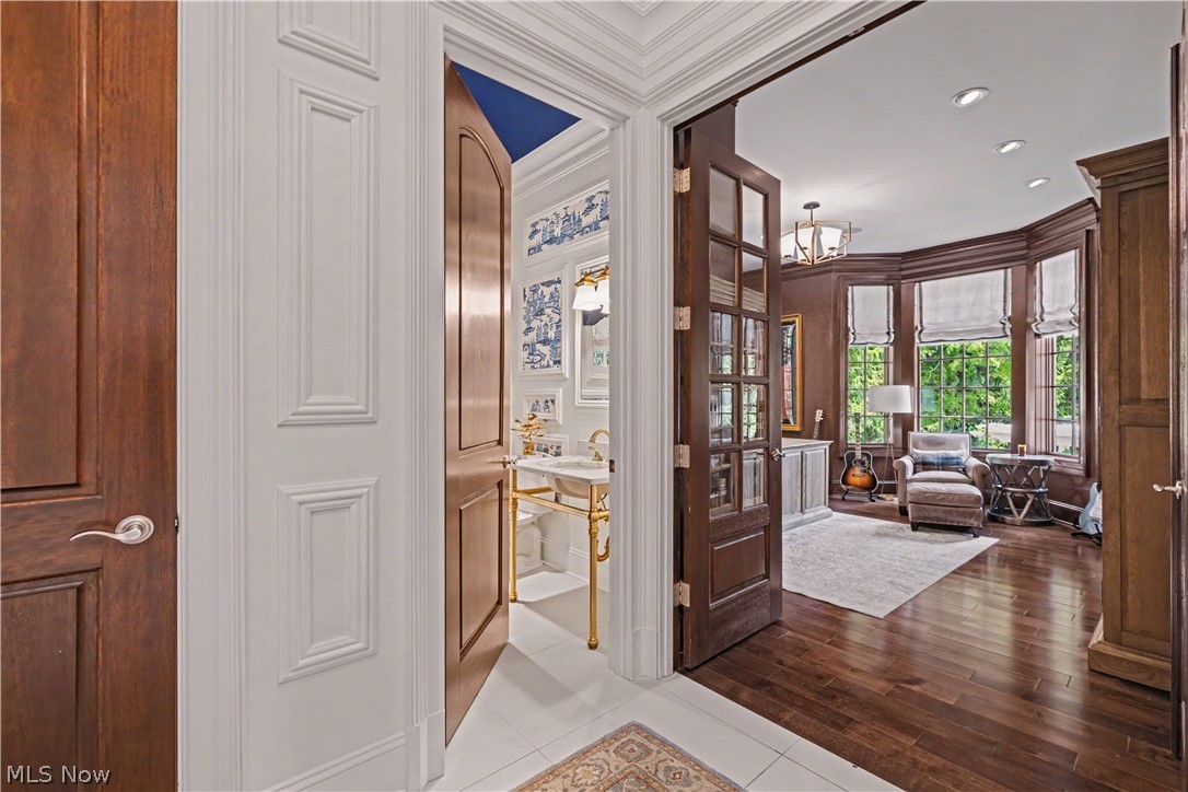 31750 Meadowlark Way Pepper Pike OH 44124