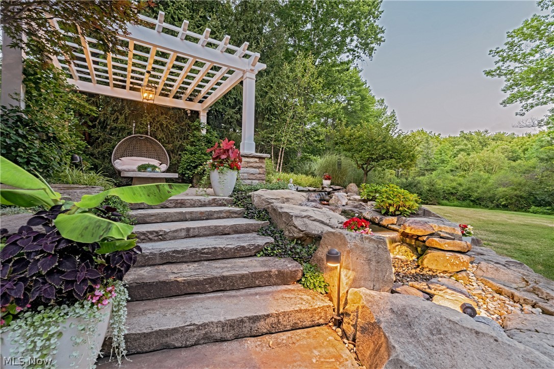 31750 Meadowlark Way Pepper Pike OH 44124