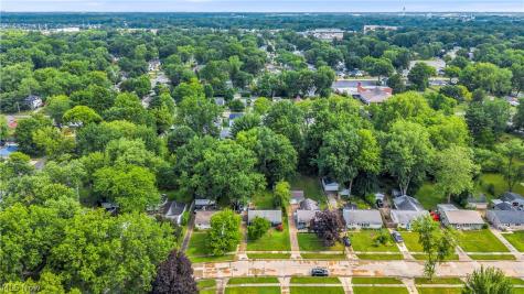 280 Kempton Drive Berea OH 44017