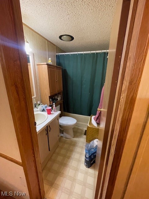 2434 Taft Avenue Deerfield OH 44411