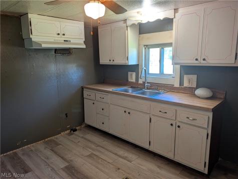 225 Brandywine Elyria OH 44035