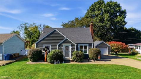 4637 Grandview Avenue NE Canton OH 44705