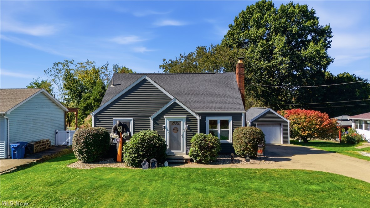 4637 Grandview Avenue NE Canton OH 44705