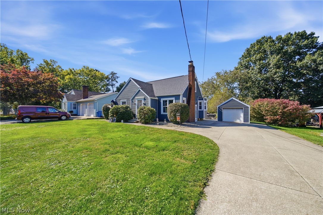 4637 Grandview Avenue NE Canton OH 44705