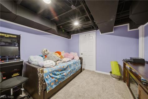 4637 Grandview Avenue NE Canton OH 44705