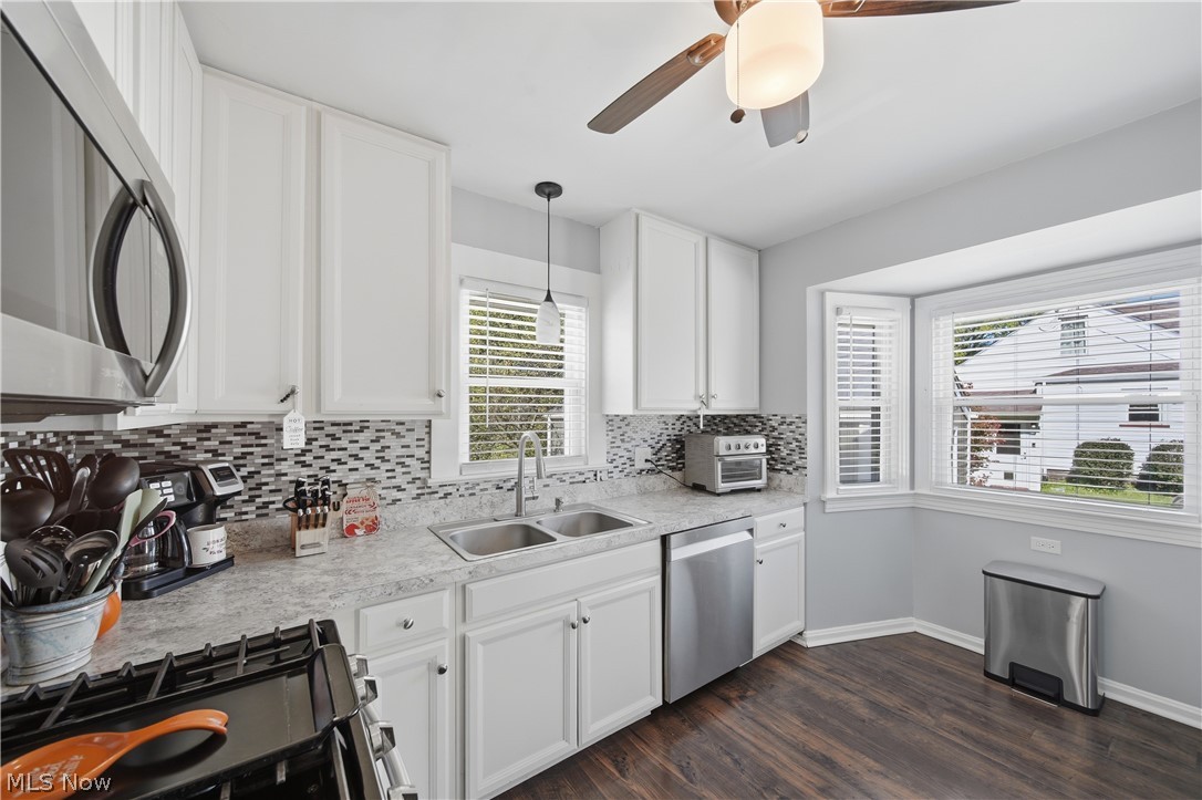 4637 Grandview Avenue NE Canton OH 44705