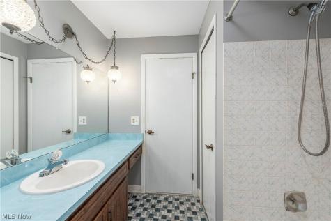 7705 Klein Drive Middleburg Heights OH 44130