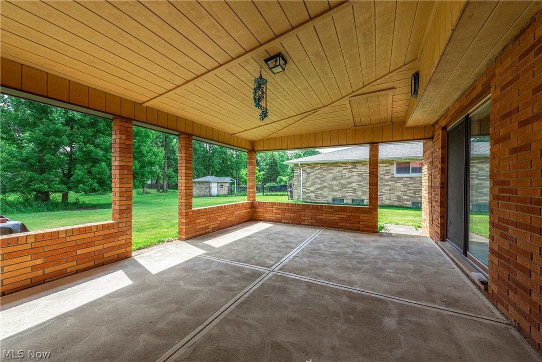 7705 Klein Drive Middleburg Heights OH 44130