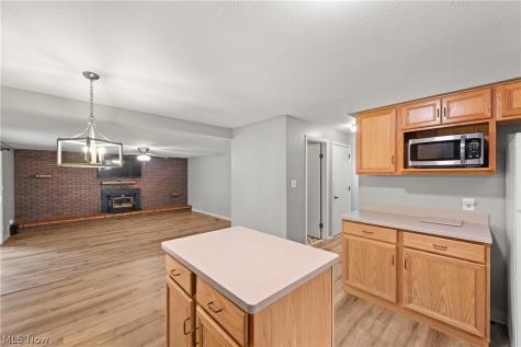 7705 Klein Drive Middleburg Heights OH 44130